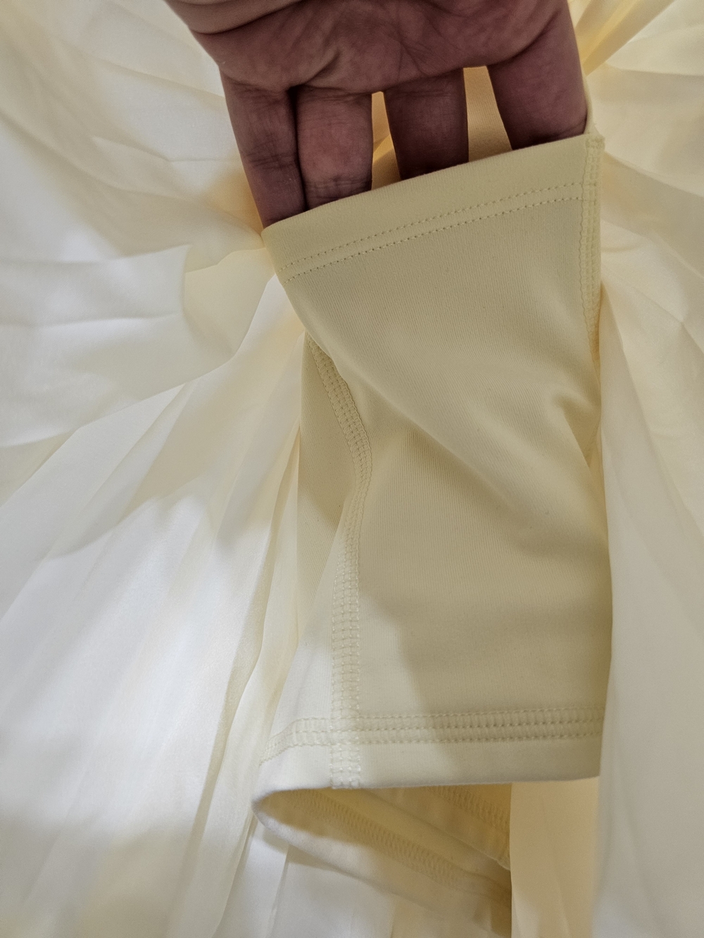 Fabletics Pale Yellow Pleated Tennis Skort - Picture 3 of 5